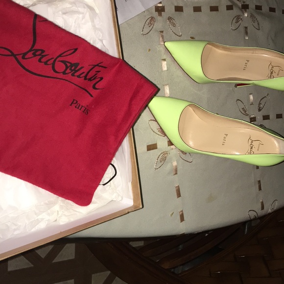Christian Louboutin SIZE 7.5 - Picture 8 of 8